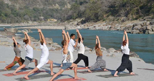 Yoga in Rishiskesh Ashram