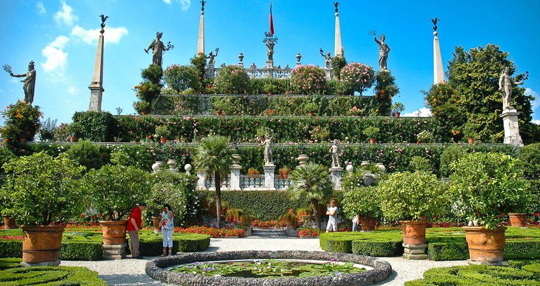 Hanging garden mumbai